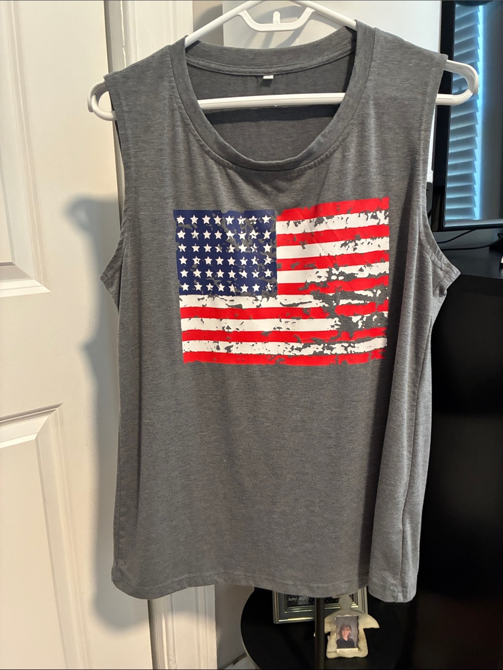 Fayaleq Gray Sleeveless American Flag Tank Top